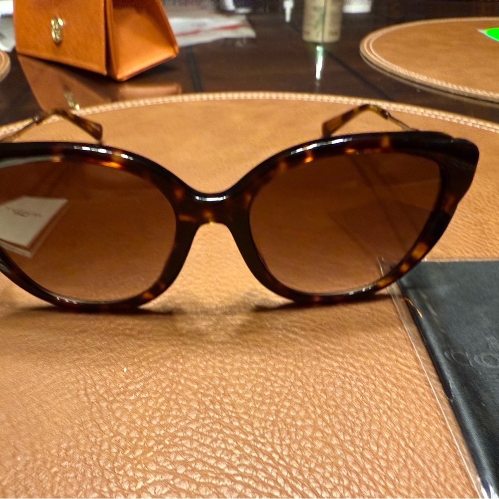 SOLD - Coach Tortoise Shell Sunglasses - Picture 2 of 9